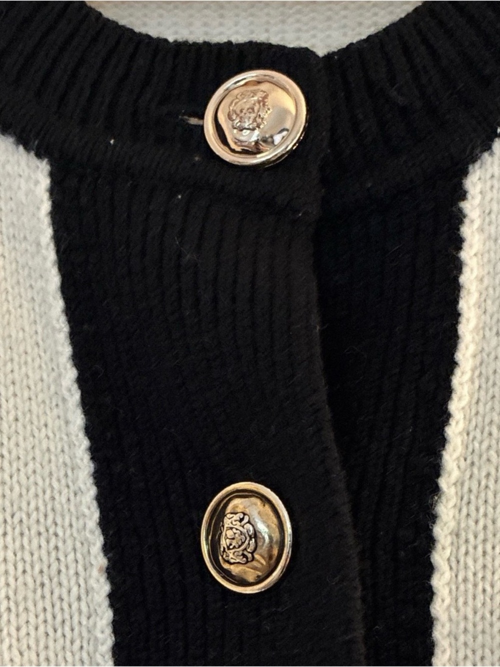 Sandro Colorblock Wool Knit Sweater Vest Crew Neck Button Front Pockets - Picture 3 of 7